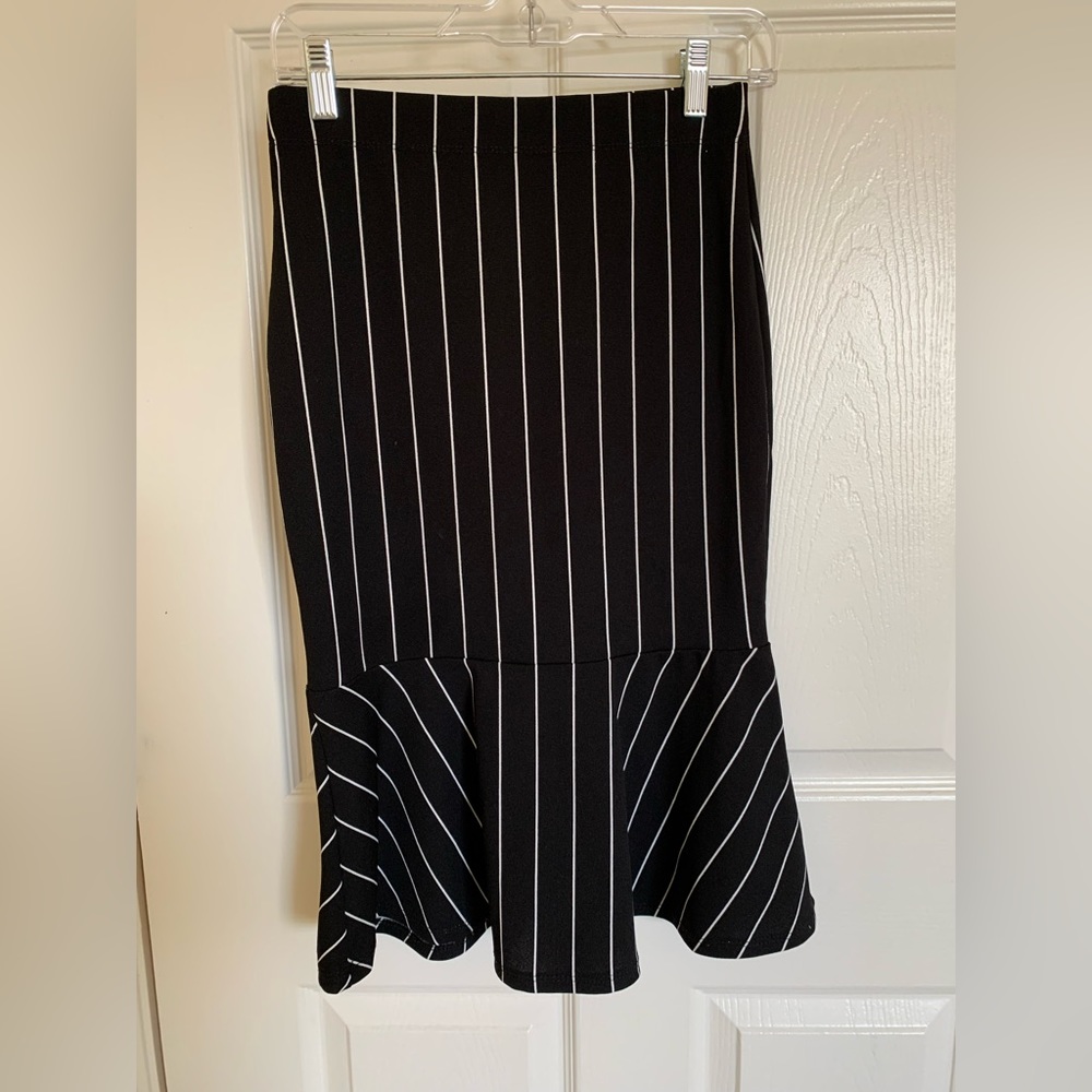 Black and white Skirt